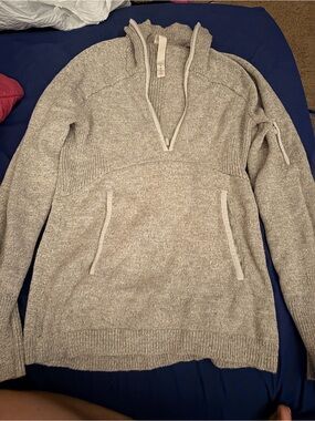 Lululemon half zip sweater